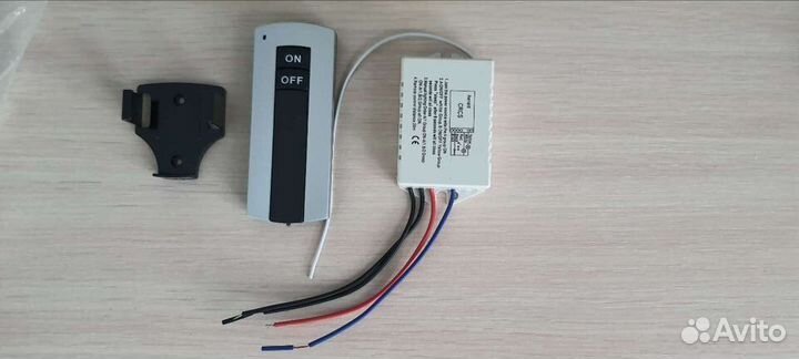 Беспроводной выключатель света с пультом