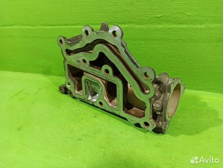 Корпус термостата (термостат) Renault Megane 1