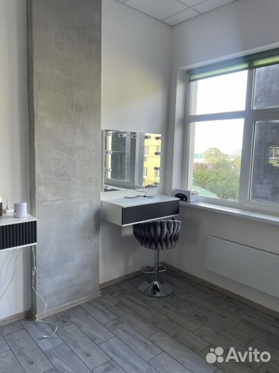 Аренда рабочего места бровиста визажиста стилиста