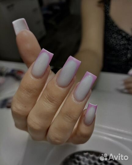 Наращивание ногтей