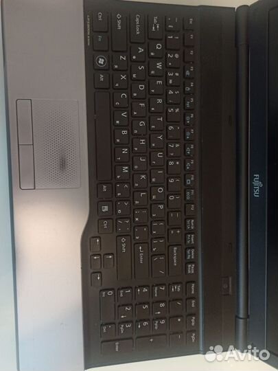 Ноутбук Fujitsu lifebook A532 диагональ 15.6