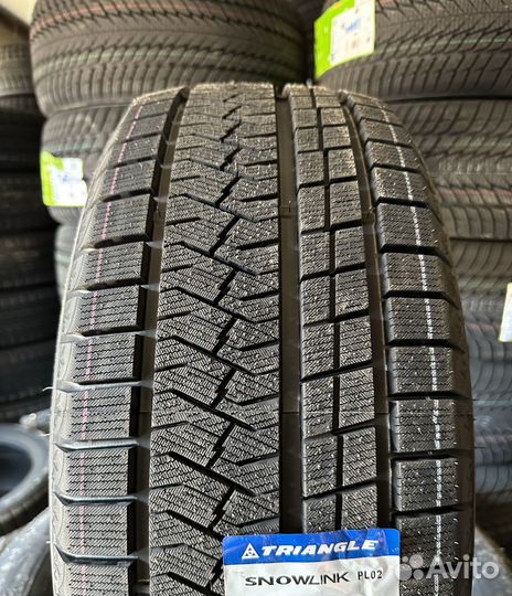 Triangle PL02 225/40 R18