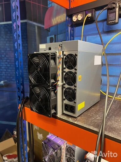 Asic Antminer L7 9050 MH/s Легальный с гтд