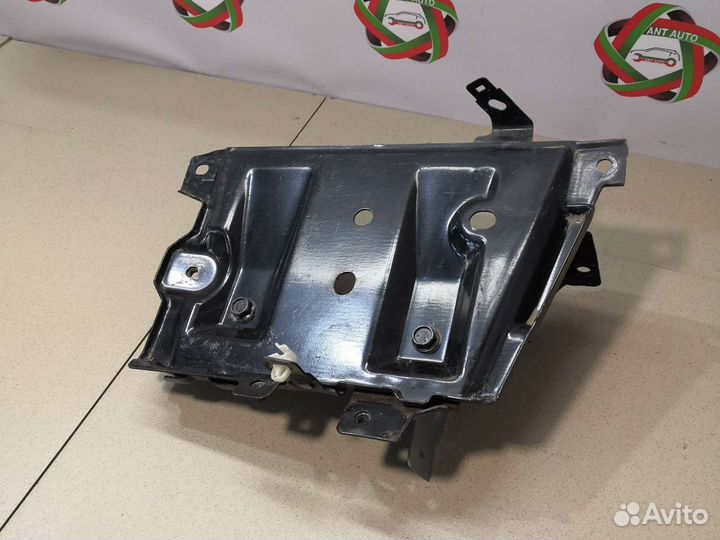 Nissan Teana L33 Площадка аккумулятора