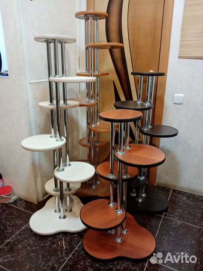 Подставки и полки под цветы