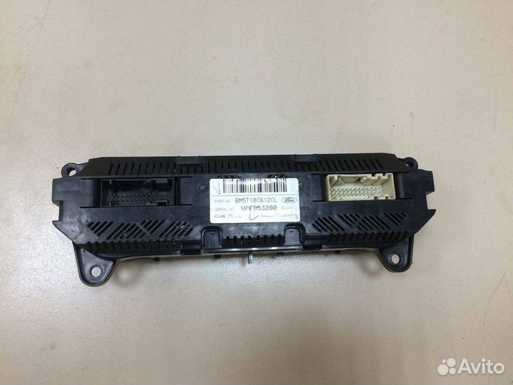 Блок управления климатической установкой