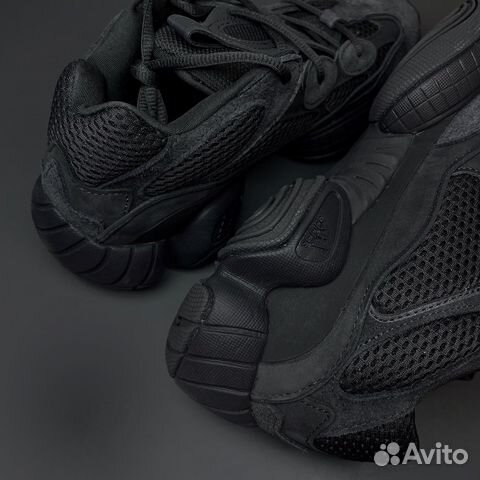 Yeezy 500 Black