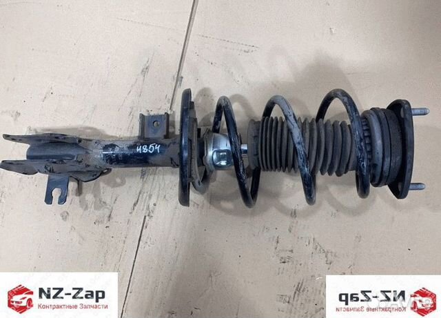 Амортизатор передний левый / правый Mazda 3 BM