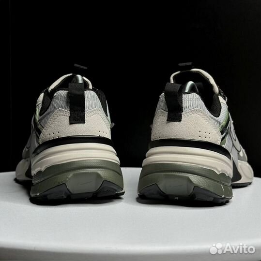 Кроссовки Nike V2K Run Runtekk