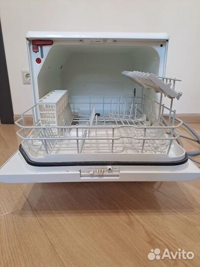 Компактная посудомоечная машина Electrolux ESF 237