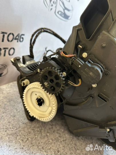 Корпус печки Opel Insignia седан 2.0 A20NFT 2012