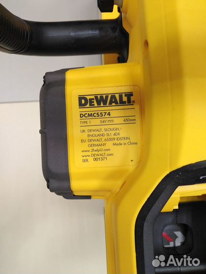 Пила аккумуляторная DeWalt