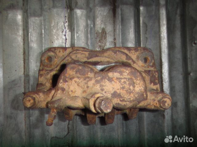 Суппорт Camry XV20 (96-01) /Avalon MCX10 (95-00) п