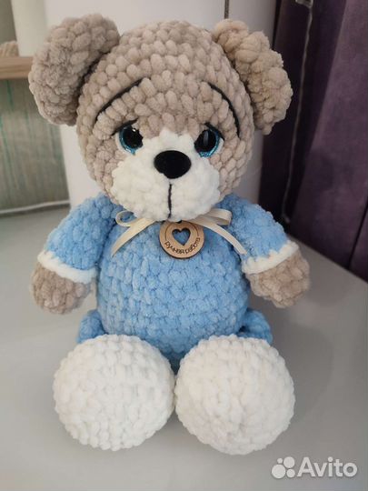 Вязанная игрушка - плюшевый мишка
