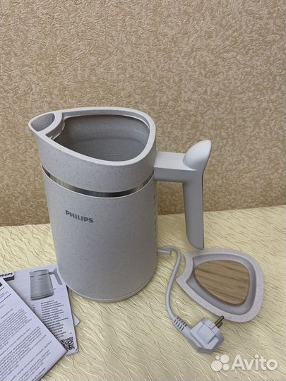 Электрочайник Philips HD9365/10