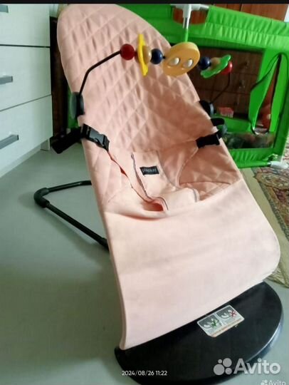 Шезлонг для новорожденных