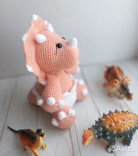 Вязаная мягкая игрушка динозавр 