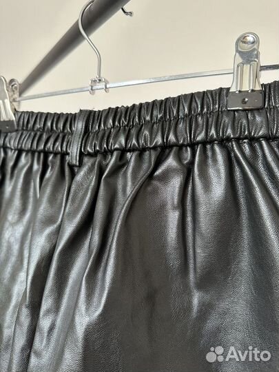 Шорты женские кожаные 42 44