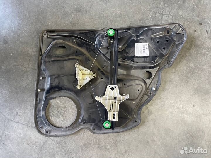 Механизм стеклоподъемника задний левый Volkswagen