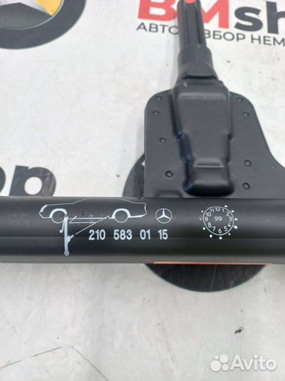 Домкрат Mercedes-Benz E 210 W210 112.941 1999