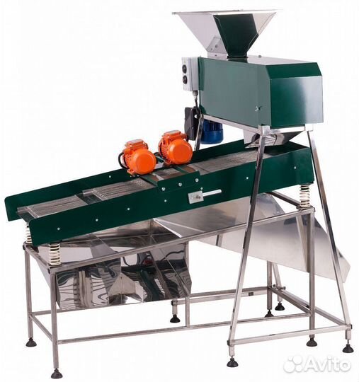 Гребнеотделитель и сортировщик ягод винограда