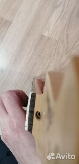 Гриф электрогитары (леворукой)