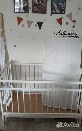 Детская кроватка-колыбель с матрасом