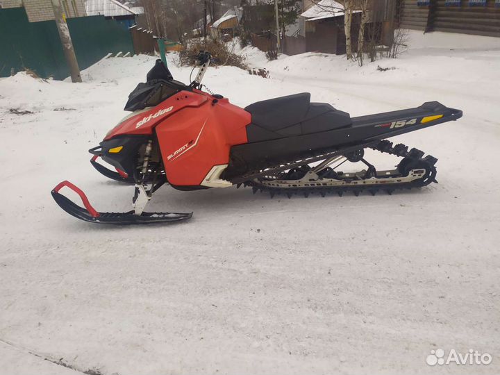 Снегоход brp summit