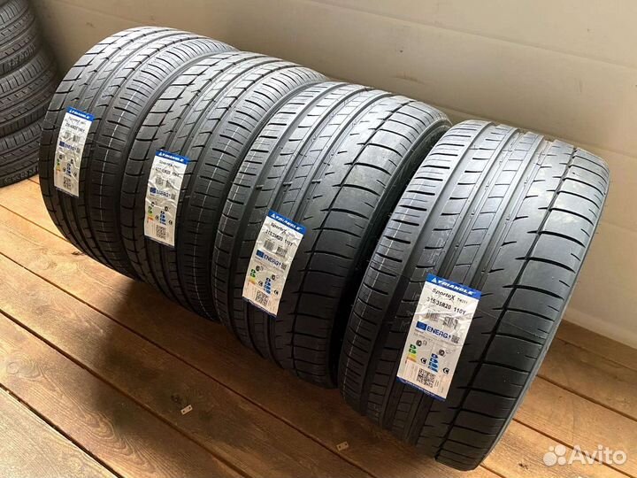 Triangle Sports TH201 255/40 R18 и 225/45 R18 99Y