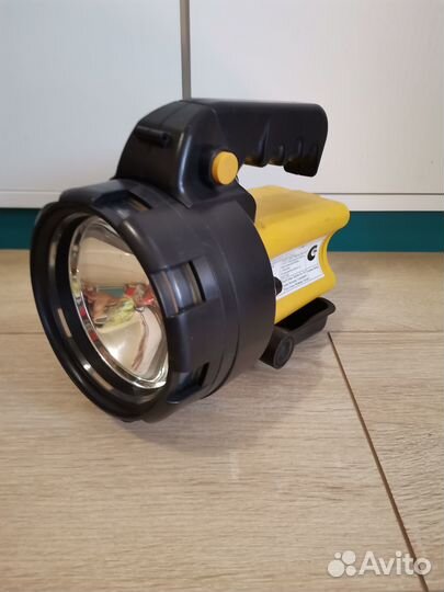 Фонарь аккумуляторный