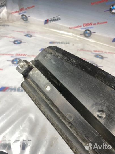 Воздуховод радиатора Bmw X5 E53 M54B30 2006