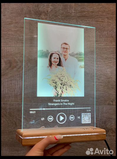 Портрет на стекле