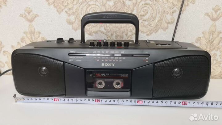 Кассетный Магнитафон Soni CFS-204l. Malaysia