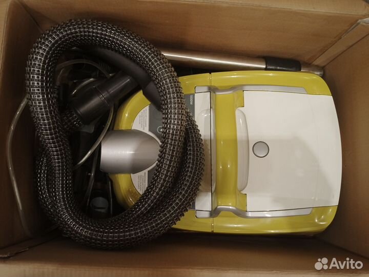 Моющий пылесос zelmer