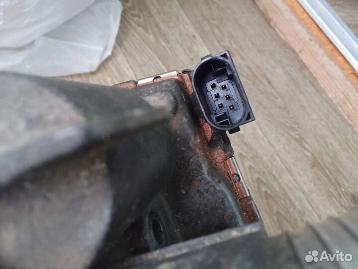 Запчасти на volvo s60