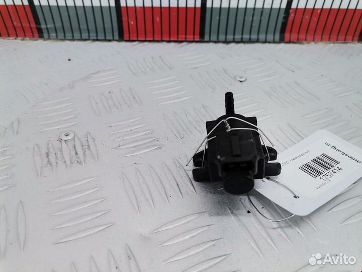 Клапан вакуумного управления Audi A3 8L 1999