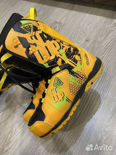 Сноуборд комплект с ботами