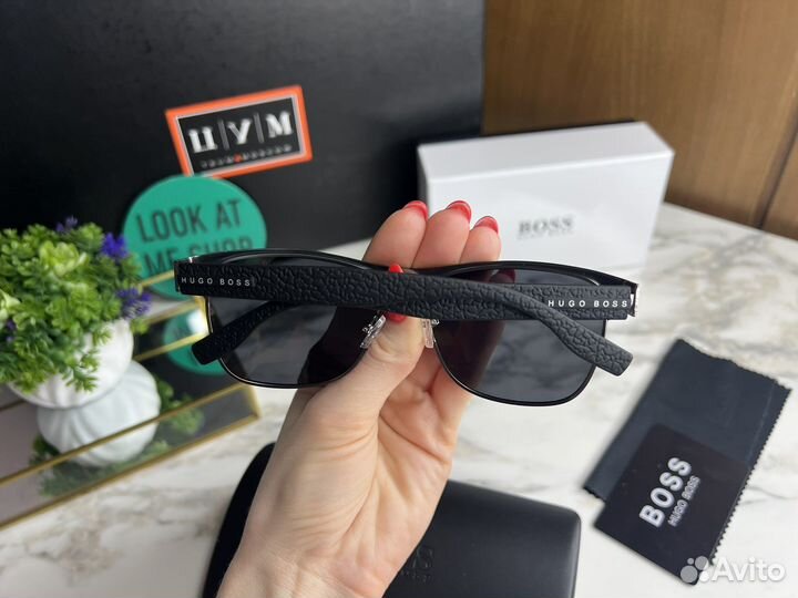 Очки мужские Hugo Boss солнцезащитные