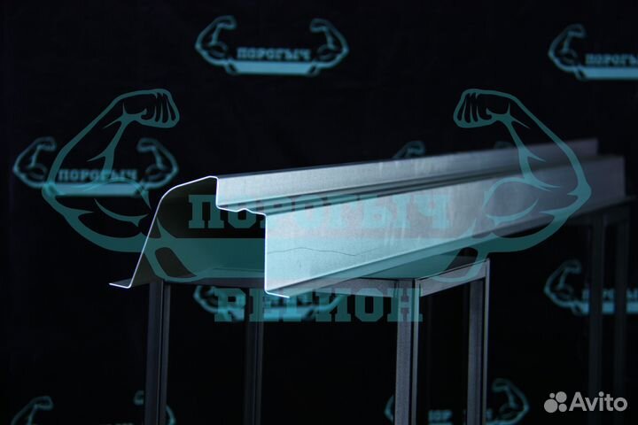 Кузовной порог Мазда 3 вк