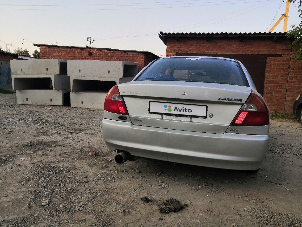 Mitsubishi Lancer: фото владельца