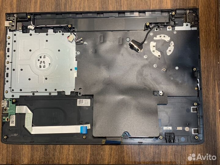 Ноутбук в разбор e5-575 e5-575g