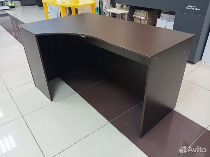 Компьютерный угловой стол simple SE-1400(R), правы