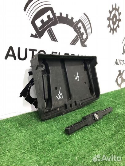 Площадка аккумулятора Mercedes E220 С238 654.920