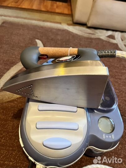 Утюг с парогенератором