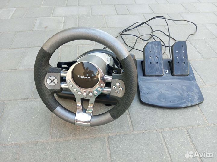 Игровой руль logitech