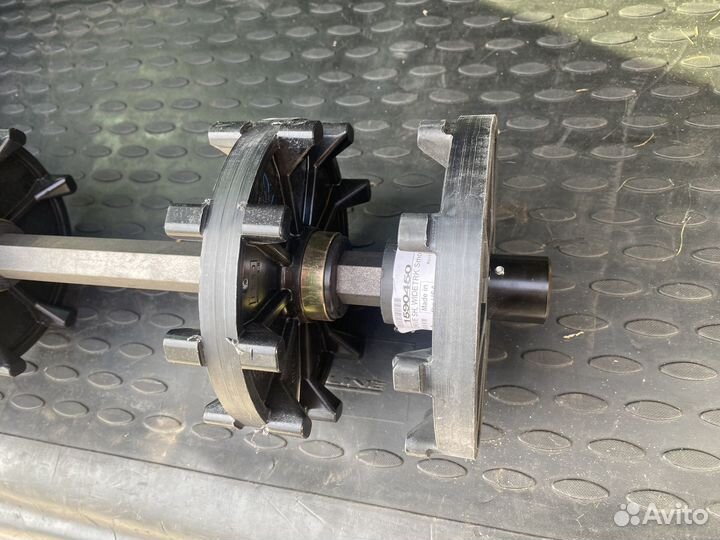 Вал ведущий для снегохода Polaris 1590450 в сборе