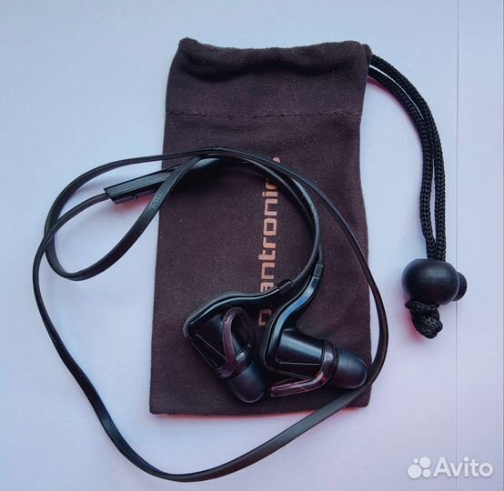 Беспроводные наушники Plantronics BackBeat GO 2
