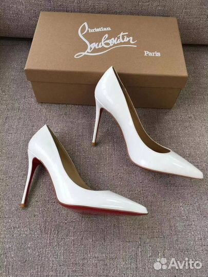 Туфли женские Christian Louboutin