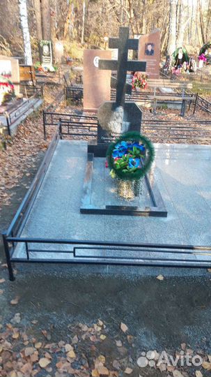 Благоустройство мест захоронений и памятники