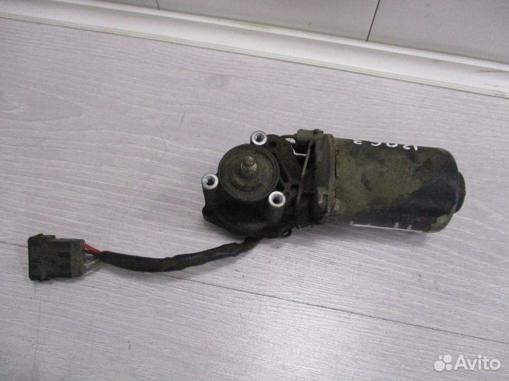 Двигатель стеклоочистителя моторчик дворников